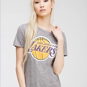 LA Lakers Women’s Graphic Tee